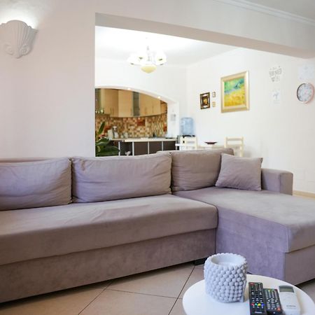 Tirana Centre Lions Gate 1 Apartment Dış mekan fotoğraf