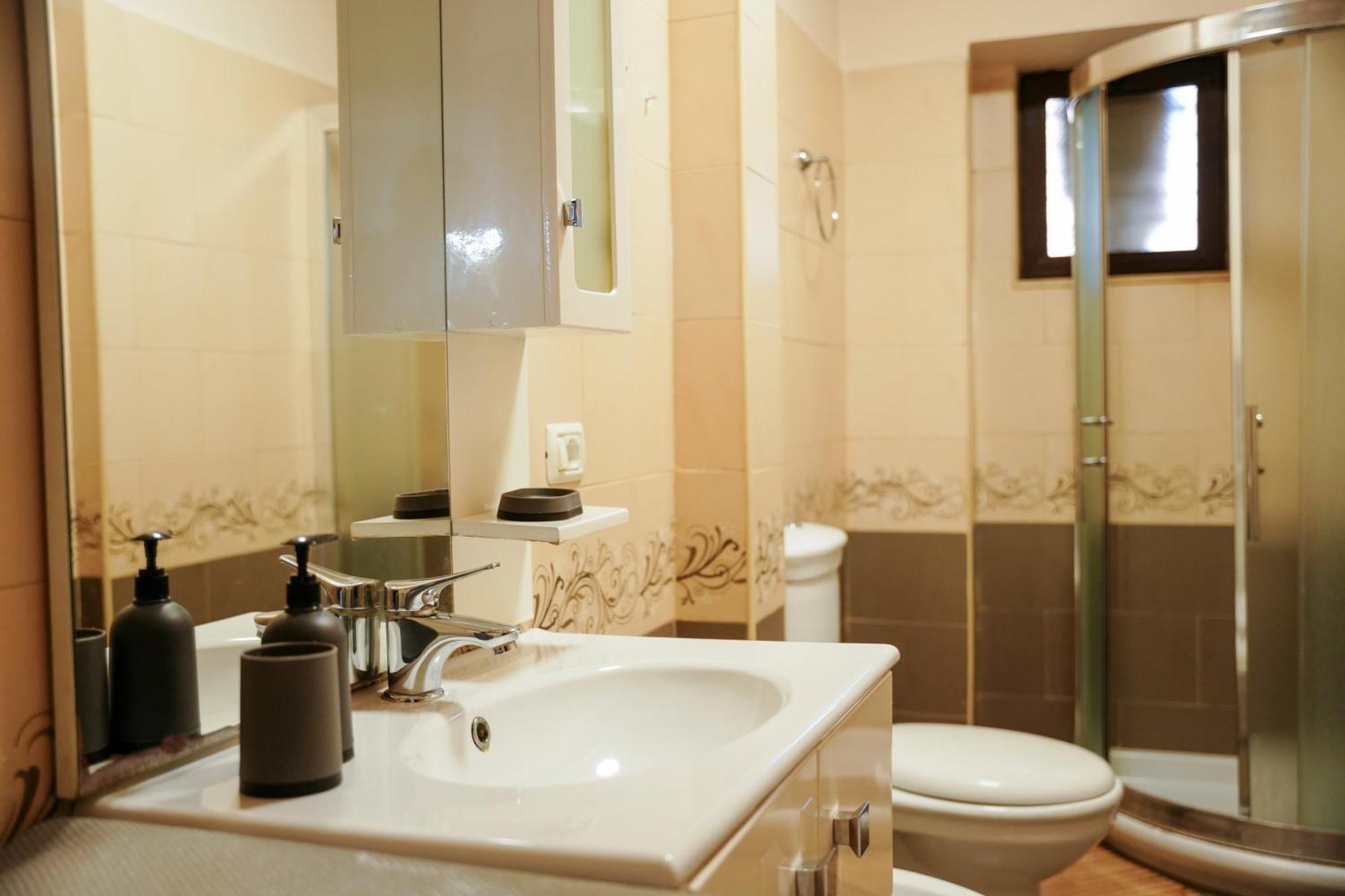 Tirana Centre Lions Gate 1 Apartment Dış mekan fotoğraf