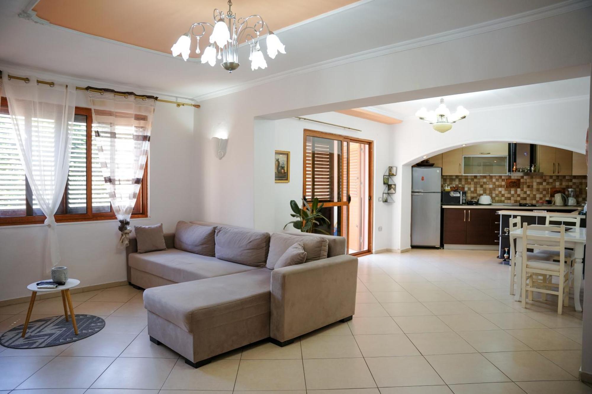 Tirana Centre Lions Gate 1 Apartment Dış mekan fotoğraf